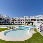 Laguna Апартаменты Торевьиа